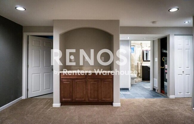 Building Photo - Spacious 4-Bedroom Duplex Near Anschutz Medical Campus – Available Now!