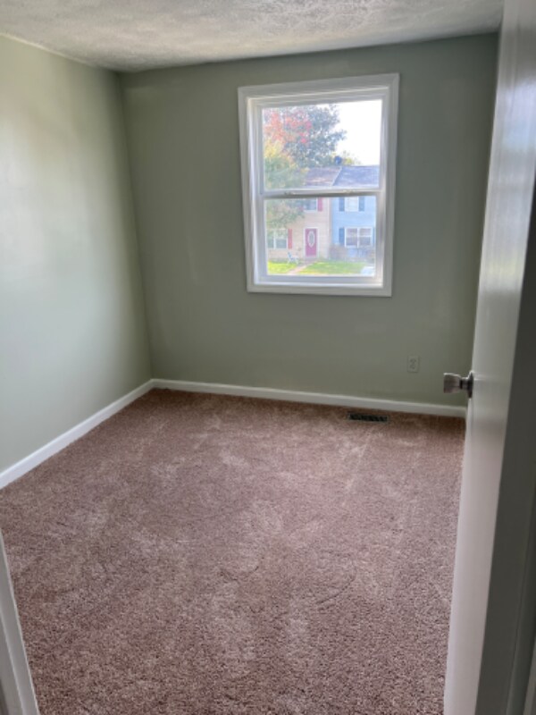 Building Photo - 106 Gooseneck Ct