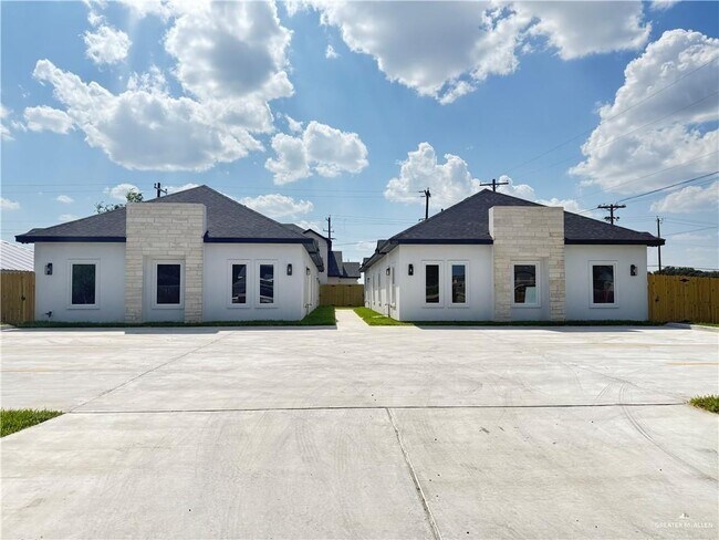 Building Photo - 1321 Joscelyn Dr