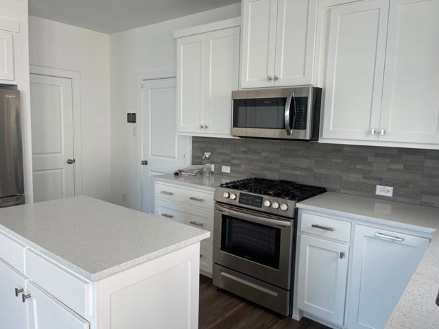 Building Photo - 233 Bridgewater Ave