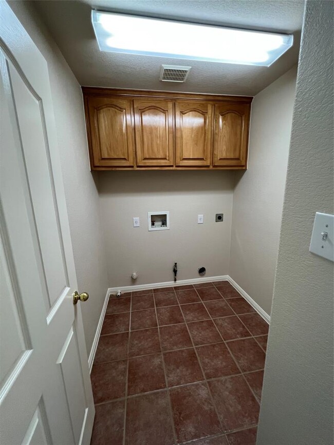 Building Photo - 2621 Sterling Panorama Ct