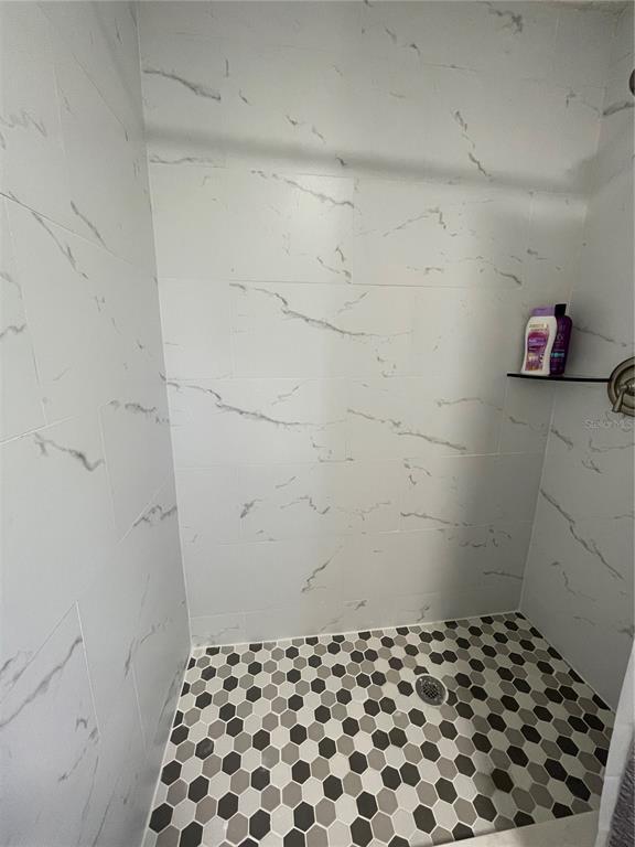 Building Photo - 1601 Palm Way