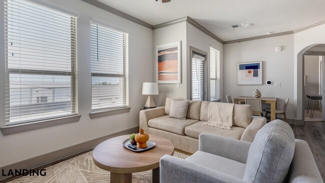 Building Photo - 12500 Shadowglen Trce