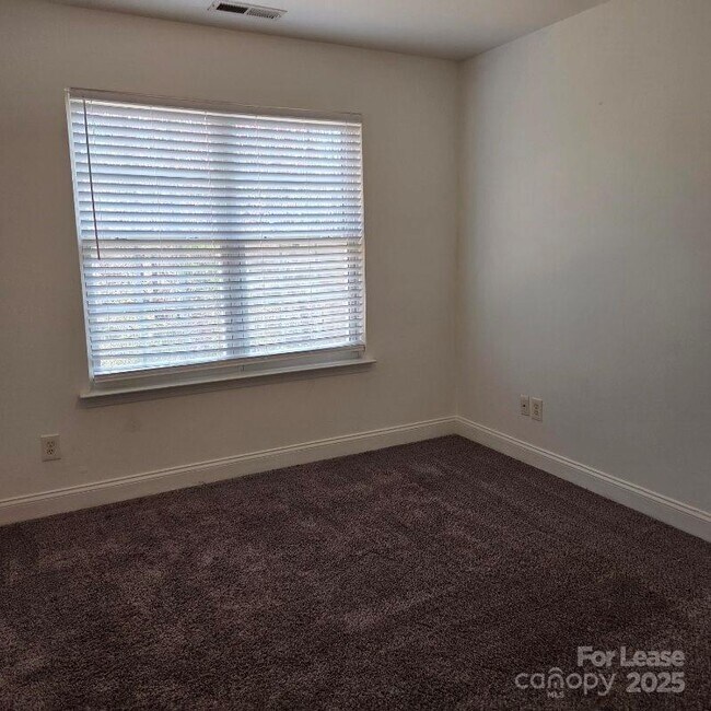 Building Photo - 5840 Timbertop Ln