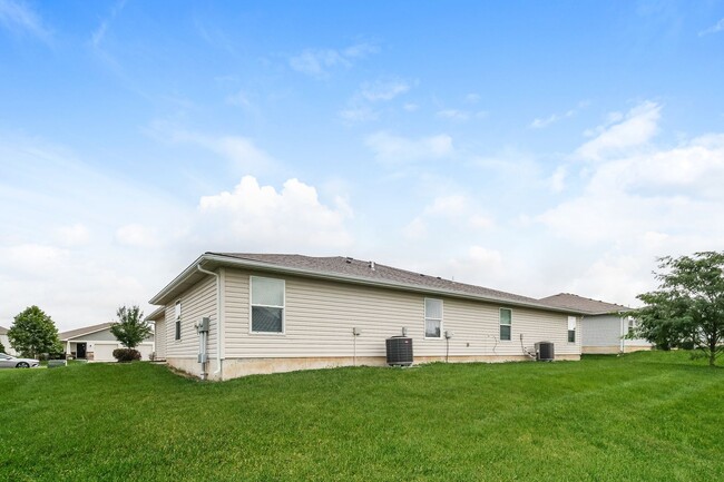 Building Photo - 3 BR/2BA | Newly Renovated Single Family Home | 1-Car Garage | Front yard!