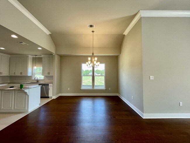 Building Photo - 4 Bed 3 Bath in Southhaven! Move-In Ready! $500 off first month with 30 day move in**