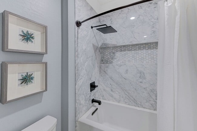 Building Photo - Distinctive Fully Furnished Estate in The Canyons!