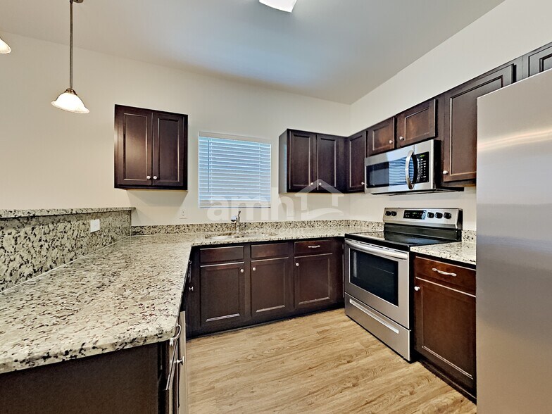 Building Photo - 4870 Beryl Dr