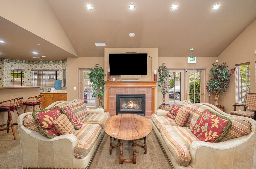 Clubhouse - 15150 140th Way SE