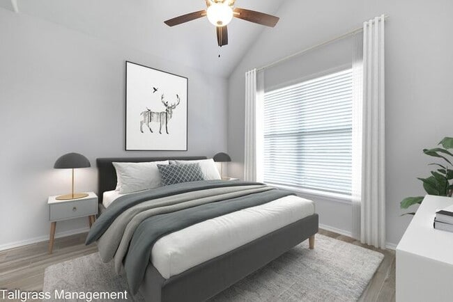 Building Photo - A Blend of Modern Luxury and Comfort