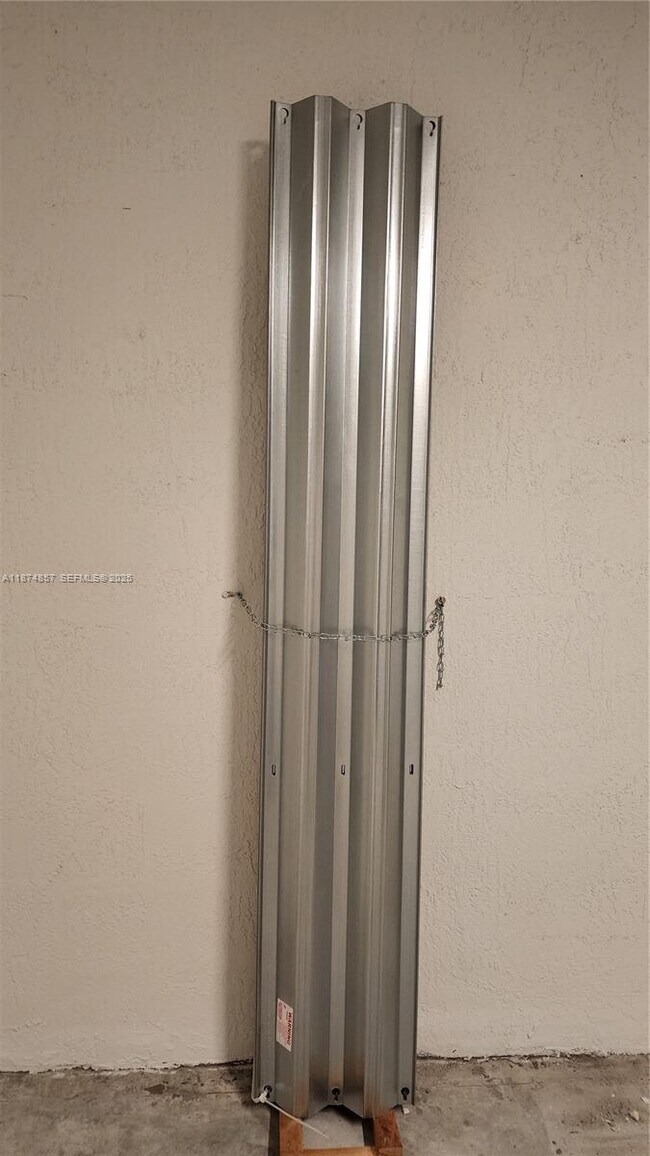 Building Photo - 2965 SE 23rd Ave