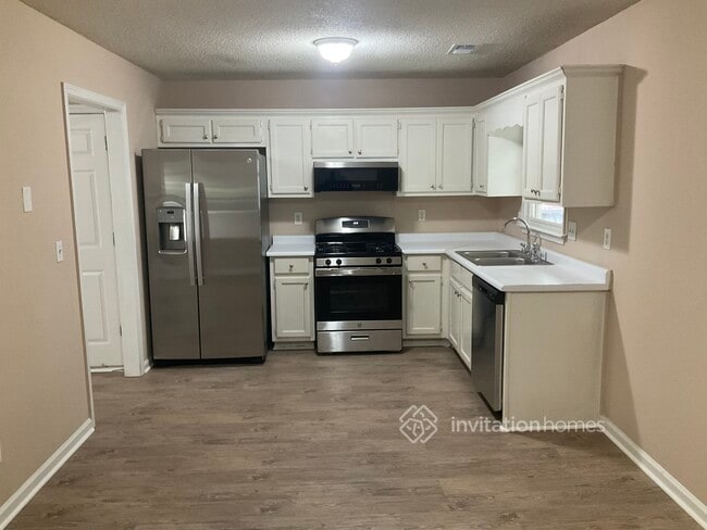 Building Photo - 3510 TraddSprings Way