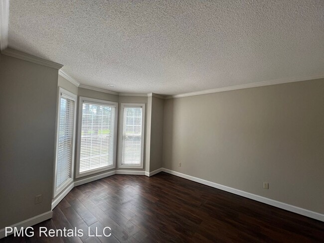 Building Photo - 4 br, 2 bath House - 1001 Chase Ct