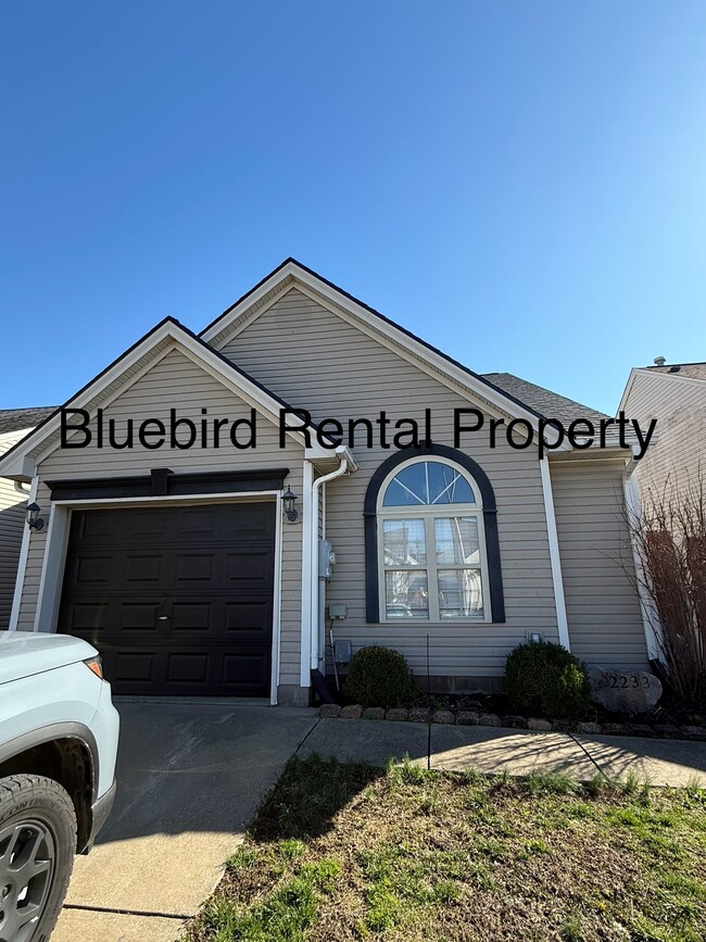 Building Photo - 2233 Village Run