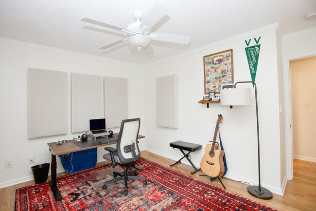 Building Photo - Spacious 3 Bedroom Home in Fayetteville, N...