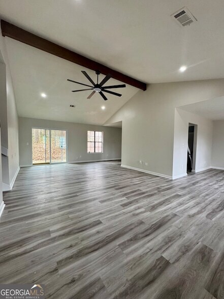 Building Photo - 3821 River Rd