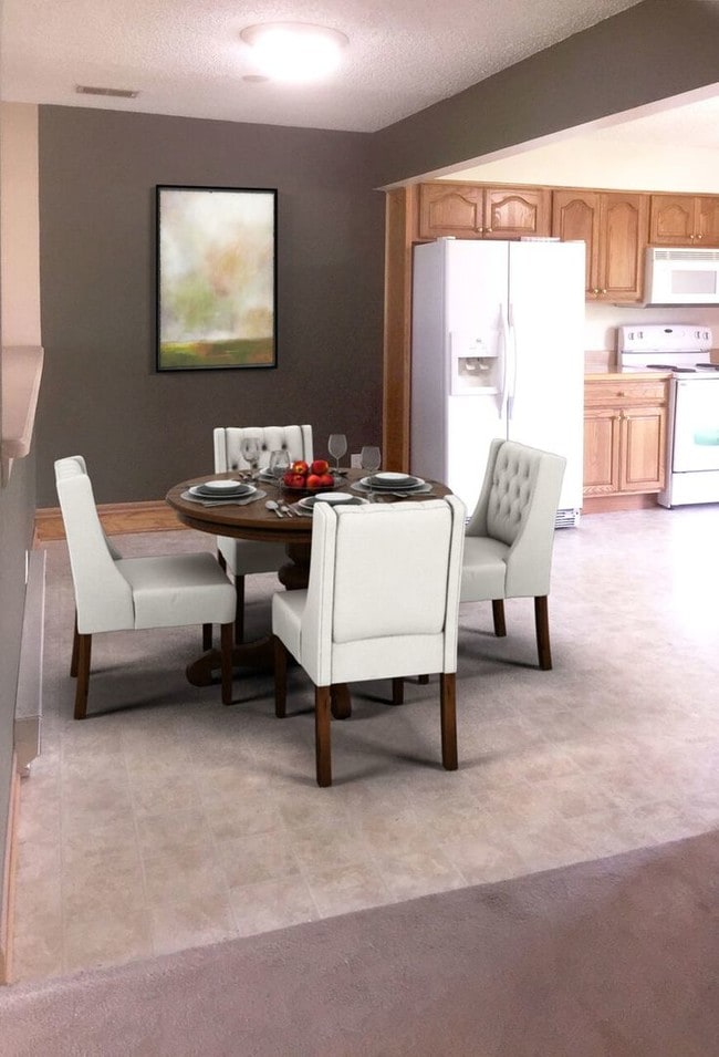 Building Photo - 532 West St