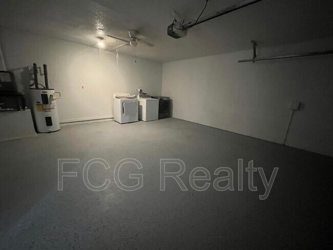Building Photo - 3701 Martin St