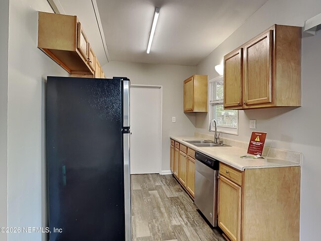 Building Photo - 7603 Mayapple Rd