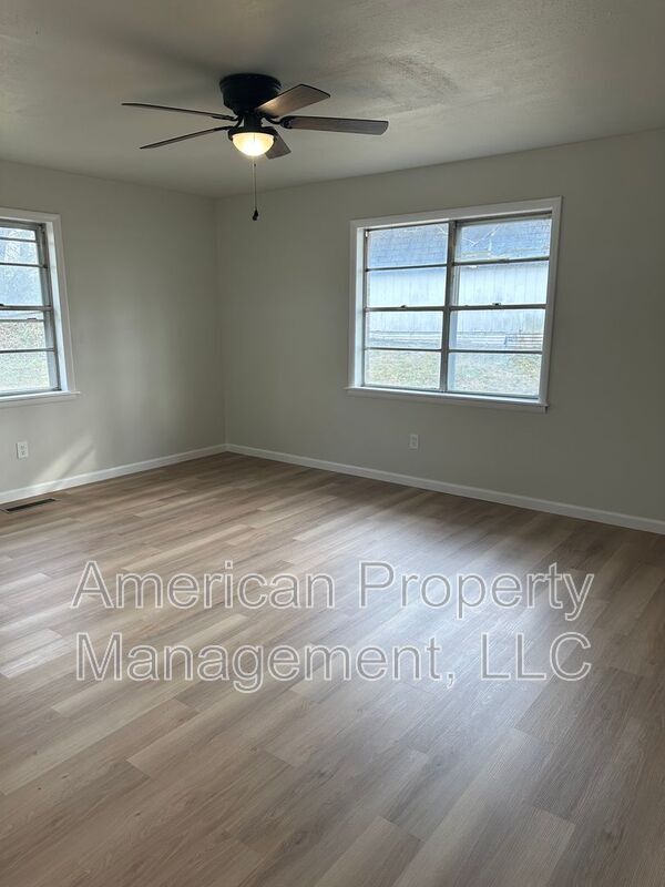 Building Photo - 415 N 17th St