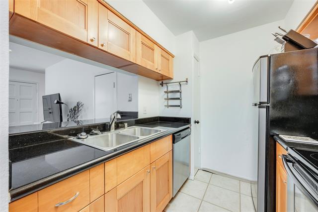 Building Photo - 4327 Holland Ave