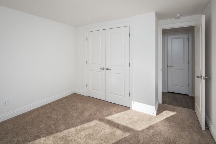 Building Photo - 1335 Millersport Hwy