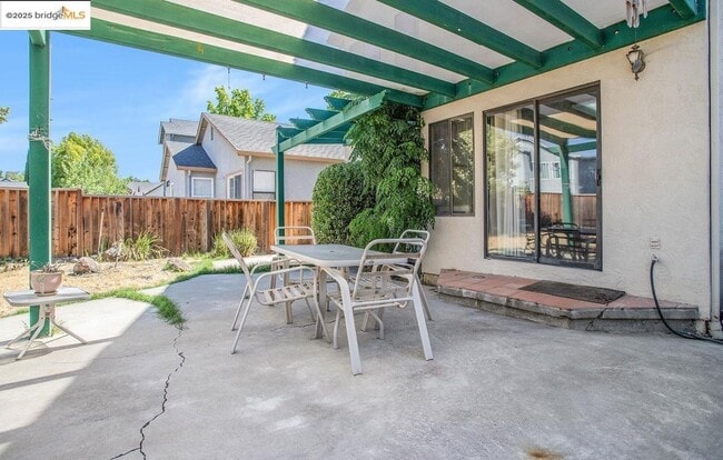 Building Photo - 720 Timberline Terrace