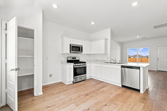 Building Photo - 8034 S 290th E Ave
