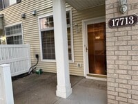 Building Photo - 17713 96th Ave N