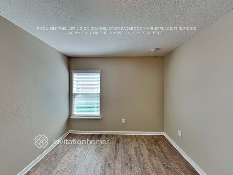 Building Photo - 375 Samara Lakes Pkwy