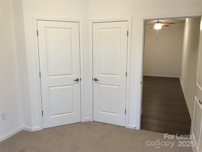 Building Photo - 17905 Delmas Dr