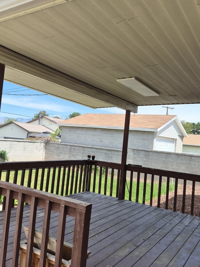 Building Photo - 3454 W Brett Ave