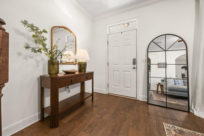 Building Photo - 120 Mosaic Oaks Cir