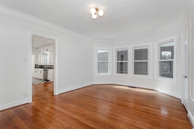 Building Photo - 4204 Prescott Ave