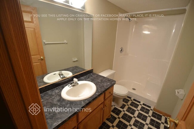 Building Photo - 10312 Kalen Ln NE