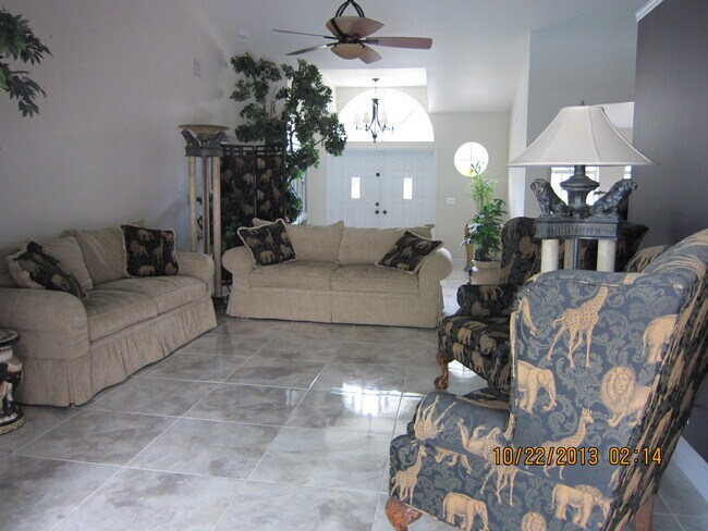 Building Photo - 6325 Winding Lake Dr