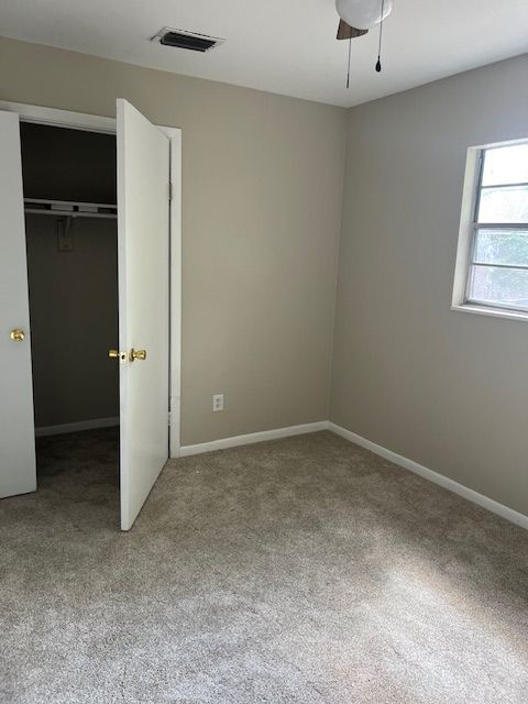 Building Photo - 3122 SW 26th Terrace