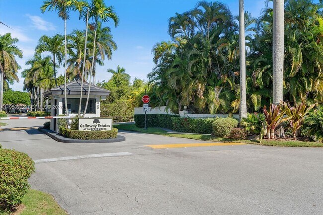 Building Photo - 8281 SW 84th Terrace