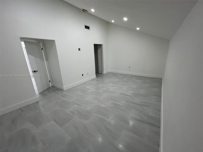 Building Photo - 13350 SW 91st Terrace