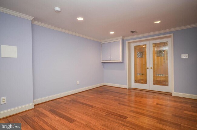 Building Photo - 7026 Elizabeth Dr