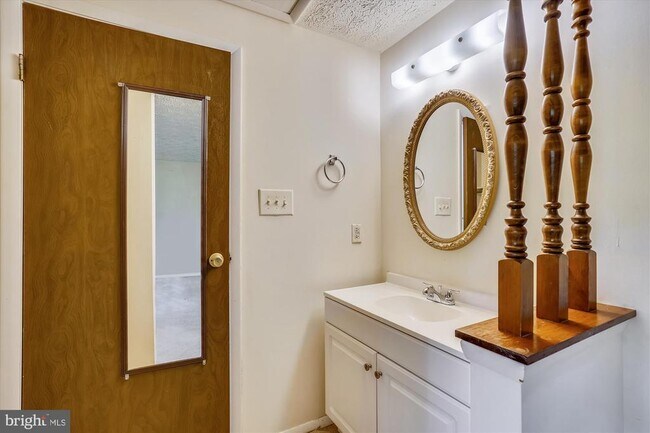 Building Photo - 11504 Ivy Bush Ct