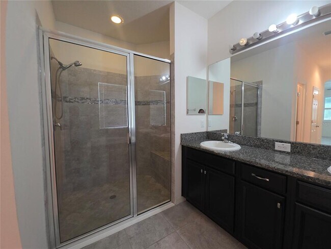 Building Photo - 17545 Buckingham Garden Dr