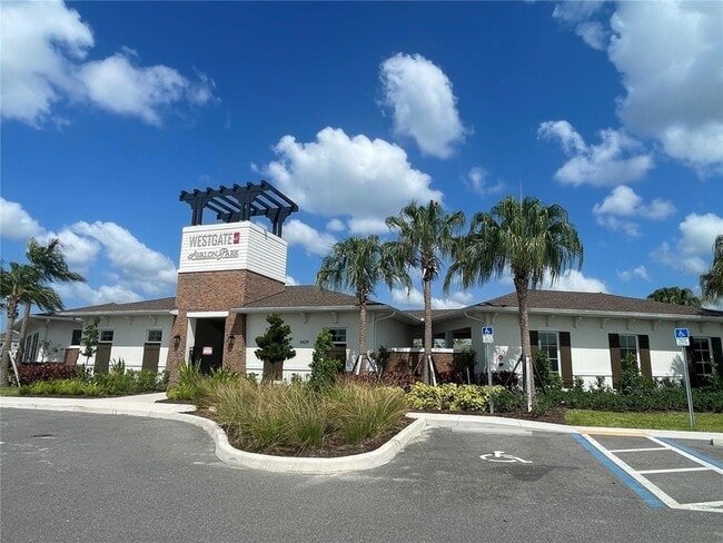 Building Photo - 33078 Major Oak Dr