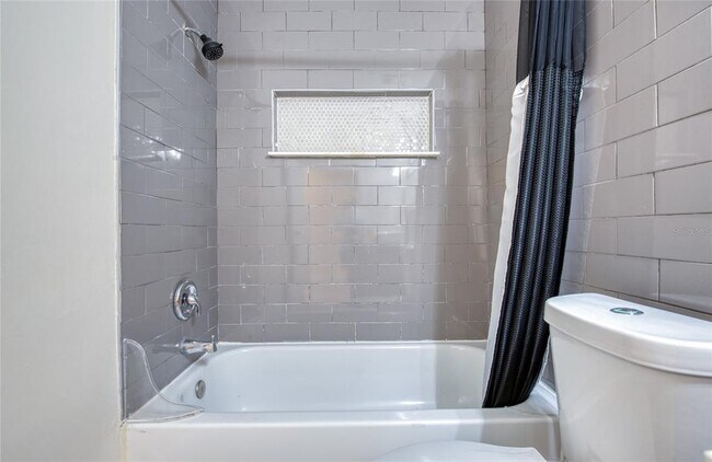 Building Photo - 1925 Brookstone Way