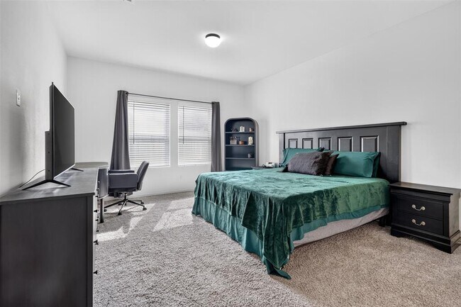 Building Photo - 1301 Blackhaw Ln