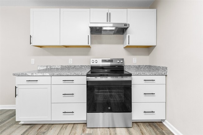 Building Photo - 804 Avenue I