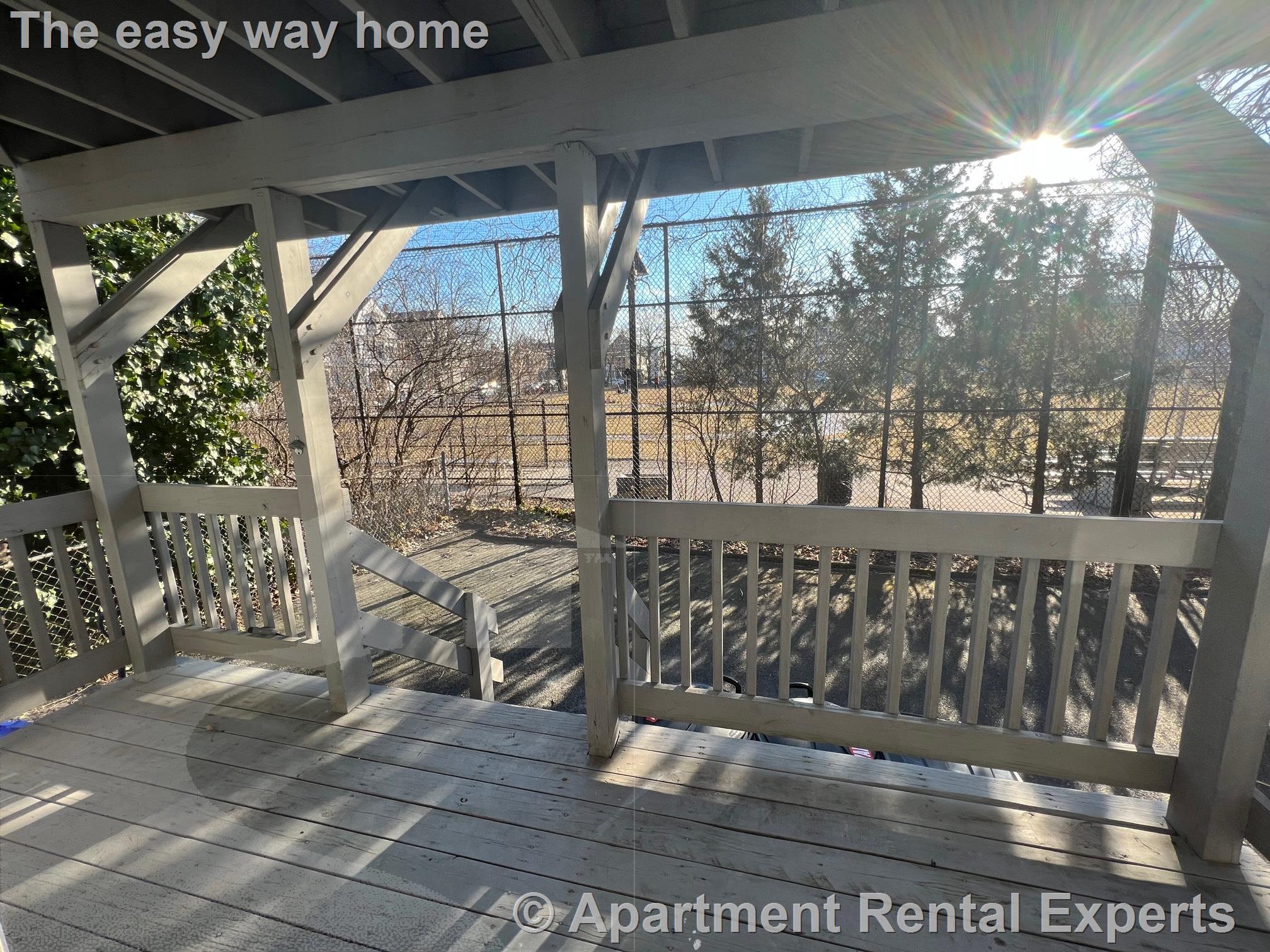 Building Photo - 10 Cady Ave