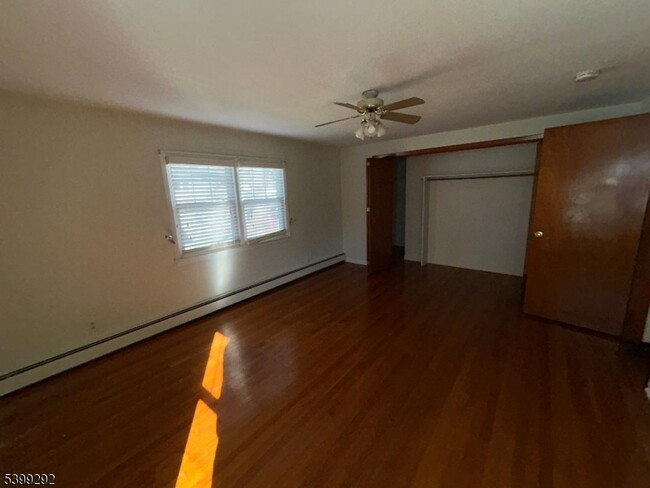 Building Photo - 1157 Goffle Rd