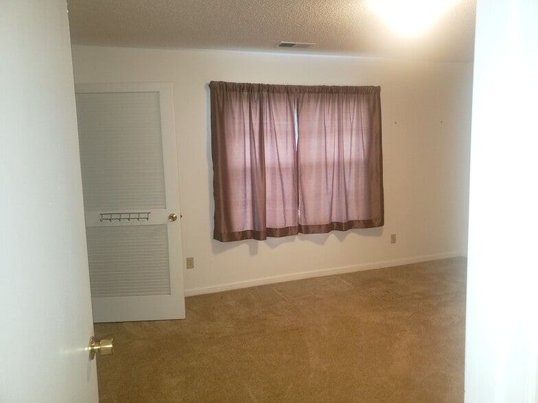 Building Photo - 5311 Southbranch Cove