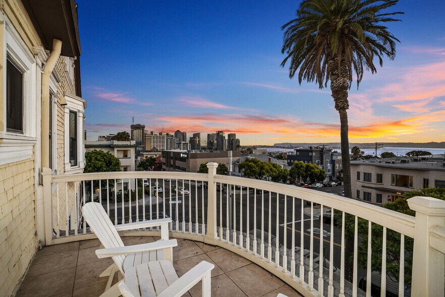 Building Photo - 2121 1st Ave